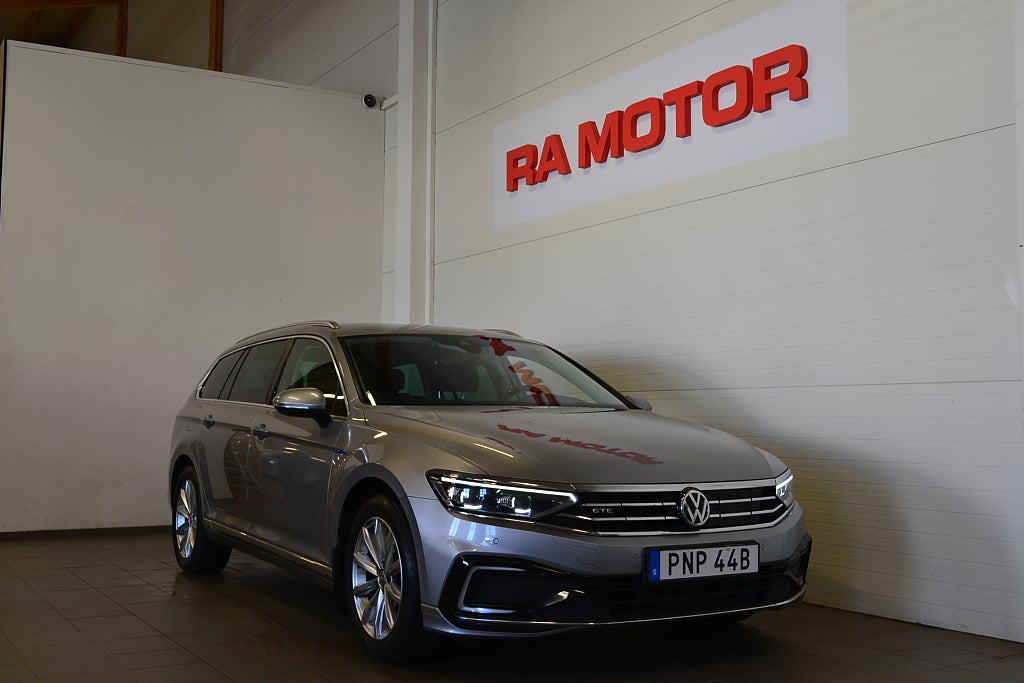 Volkswagen Passat Sportscombi GTE Plug-in Kamera Drag Värmare Navi IQ 2020