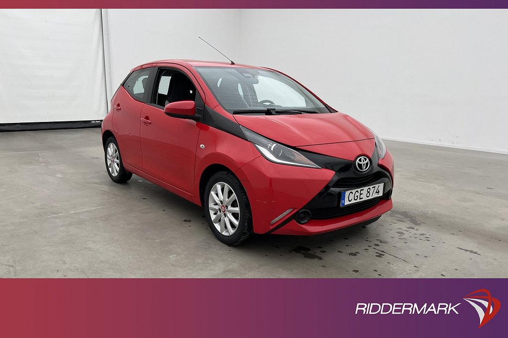 Toyota Aygo 1.0 VVT-i X-PLAY Touch Farthållare 0,41l/Mil