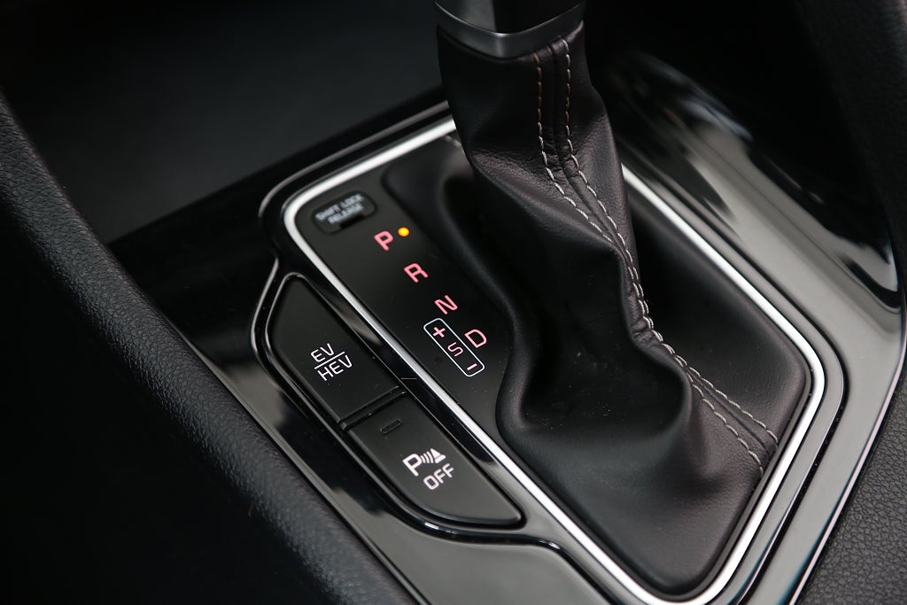 Kia Niro P-HEV 141hk Advance Plus Aut Extraljus Motorv Dragkrok 2019