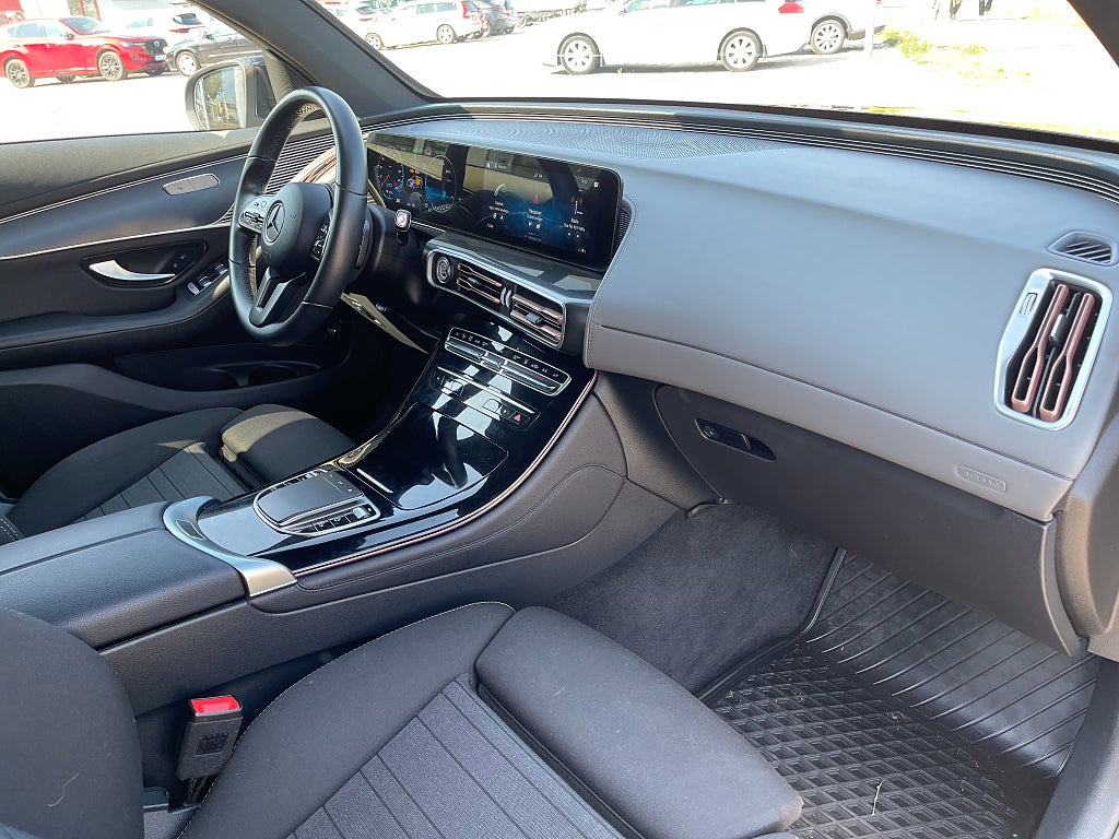 Mercedes-Benz EQC 400 4MATIC 408 hk