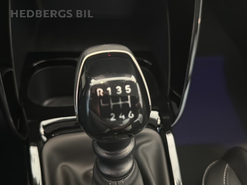 Citroën C3 MAX 1.2 PureTech 100 HK  thumbnail