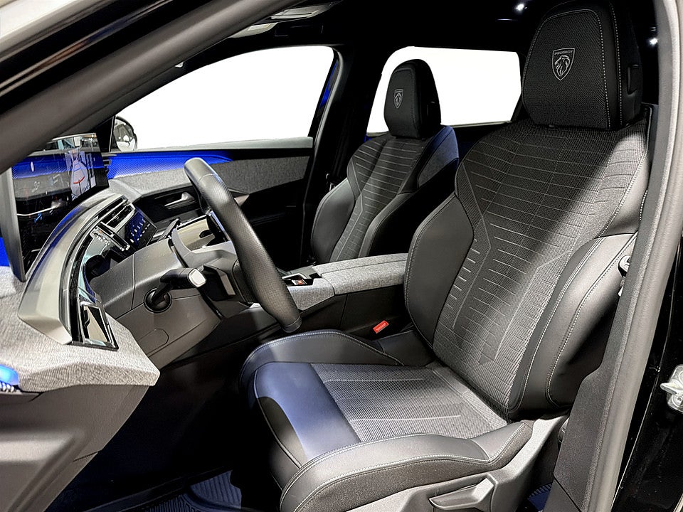 Bild på Peugeot E-5008 GT+ - DEMO