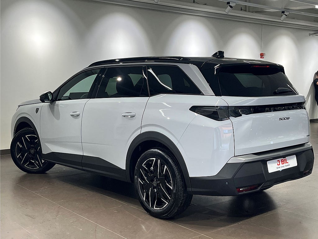 Bild på Peugeot 5008 Hybrid Black Edition