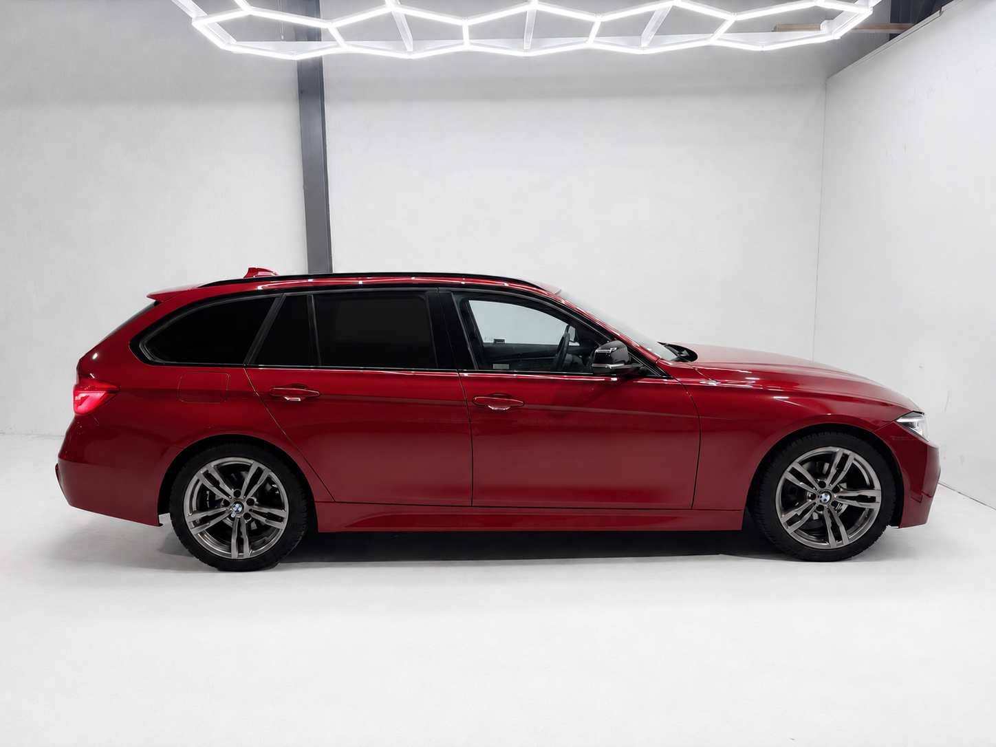 BMW 318 2017, bild 6/56