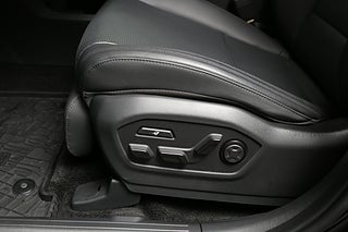 SUV Hyundai Santa Fe 16 av 24