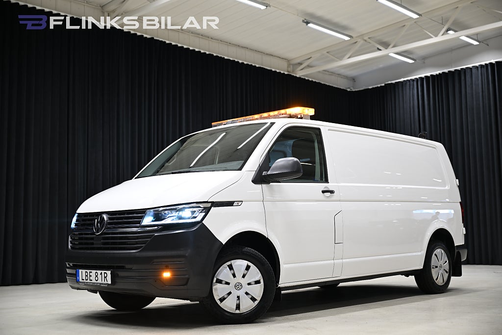 Volkswagen Transporter DSG 150HK L2 Inredning|LED|Drag|Värmare|Lågmil|Leasbar