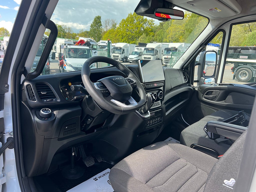 Iveco Daily 72C18 A8 Kranbil Palfinger Kran Fullutrustad