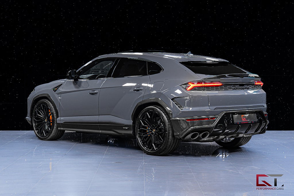 Lamborghini Urus SE 2026 MOMS Full Carbon 23" Grigio Telesto Pano B&O-3D
