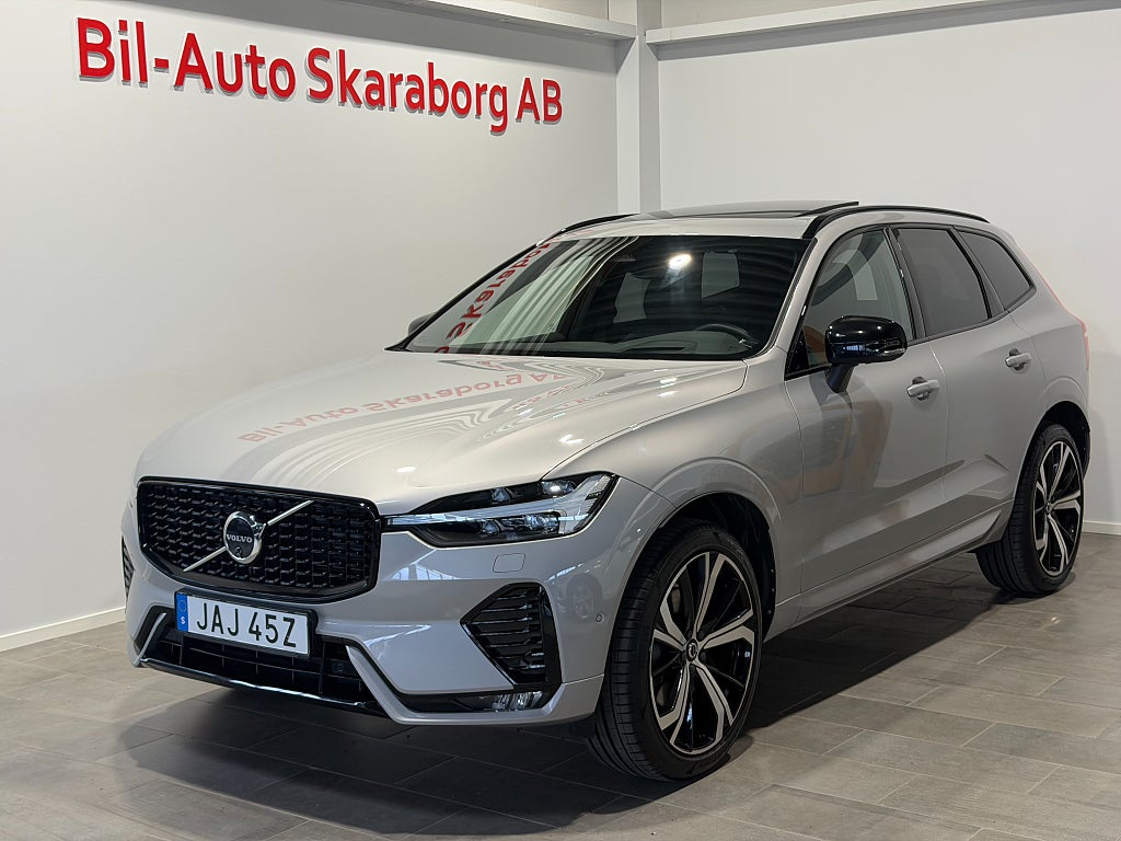 Volvo XC60 B4 AWD Ultimate Dark Panorama 360 Dragkrok