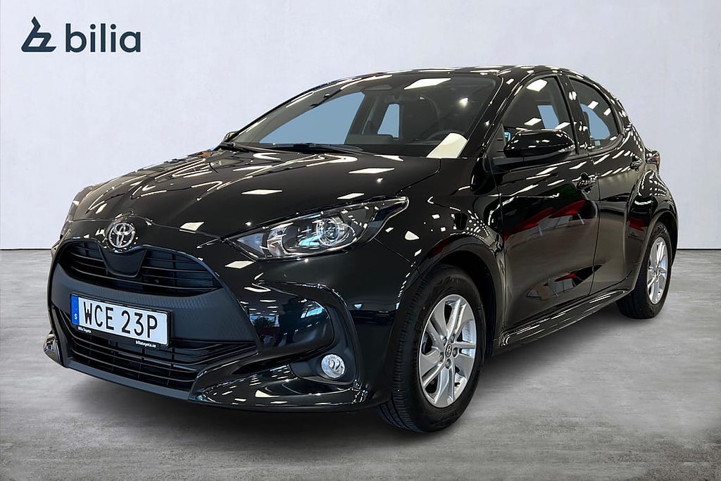 Toyota Yaris 1,5 HYBRID 115 5D ACTIVE KOMFORTPAKET inkl v...