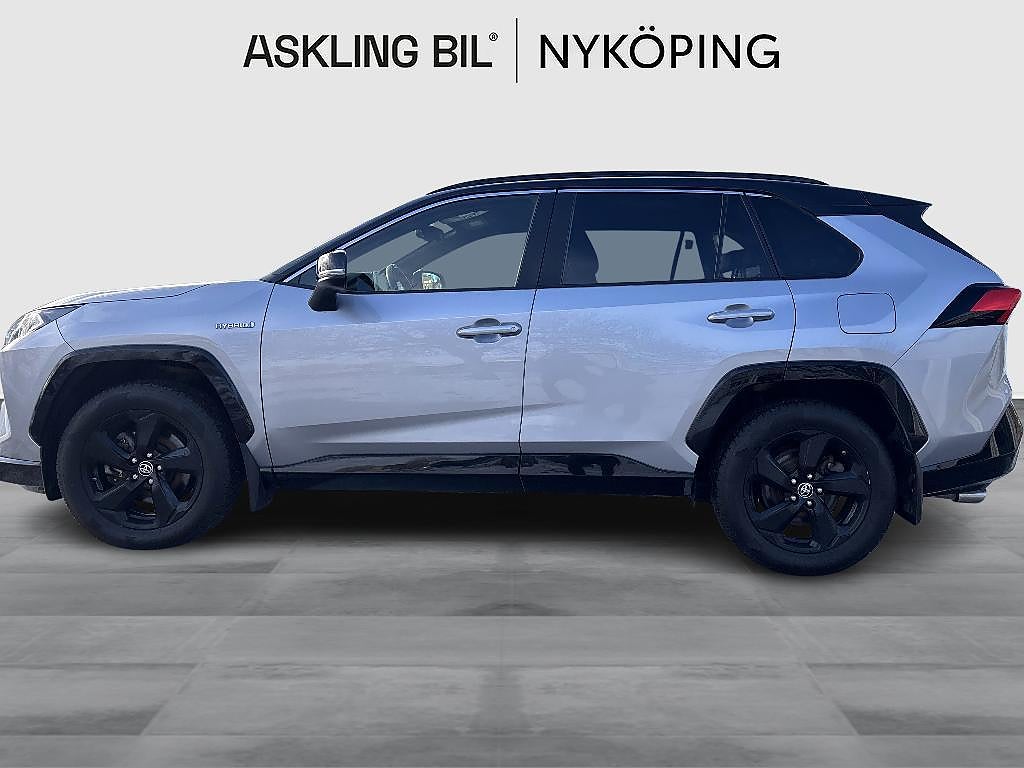 Toyota RAV4 2021 - miniatyr 3