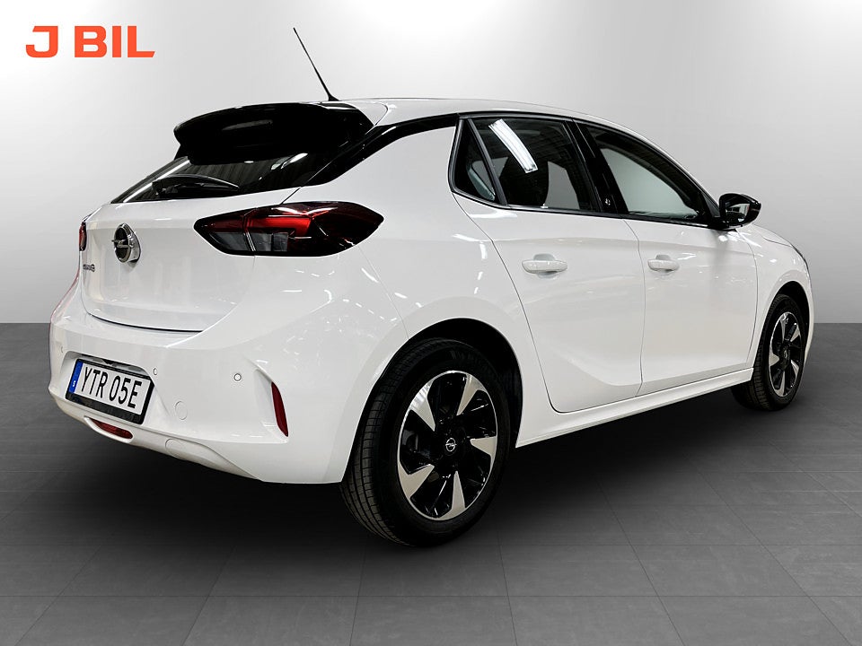 Bild på Opel Corsa-e 50 kWh 136hk Aut Design & Tech B-Kamera Carplay