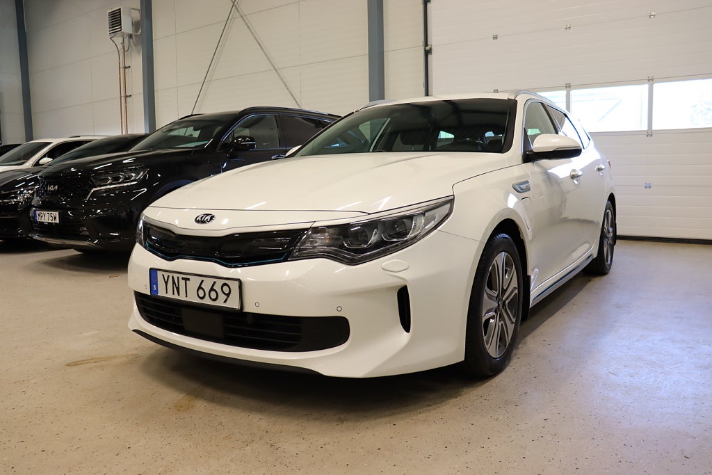 Kia Optima Sport Wagon Plug-in Hybrid Advance Plus 2 H/K 205hk
