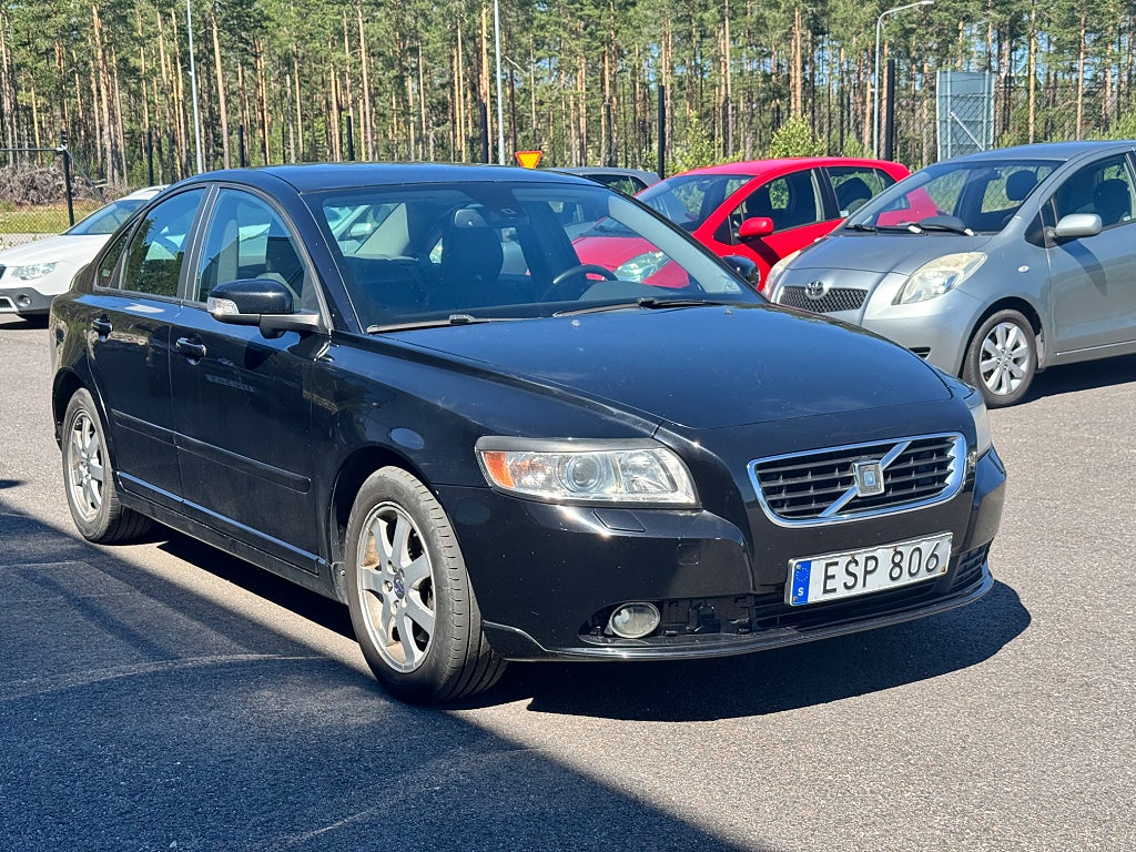 Volvo S40 2.0 D S&V hjul Nybesiktad AC BLIS