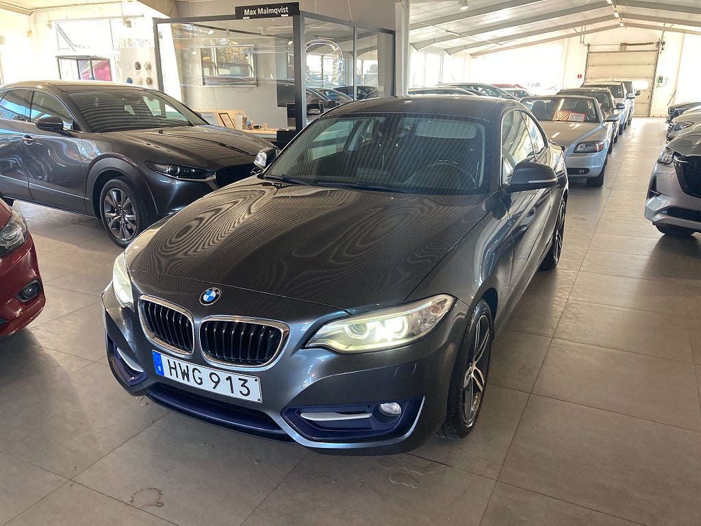 BMW 220 i Coupé Steptronic Sport line Euro 6
