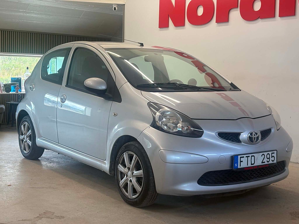 Toyota Aygo 5-dörrar 1.0 VVT-i 68hk
