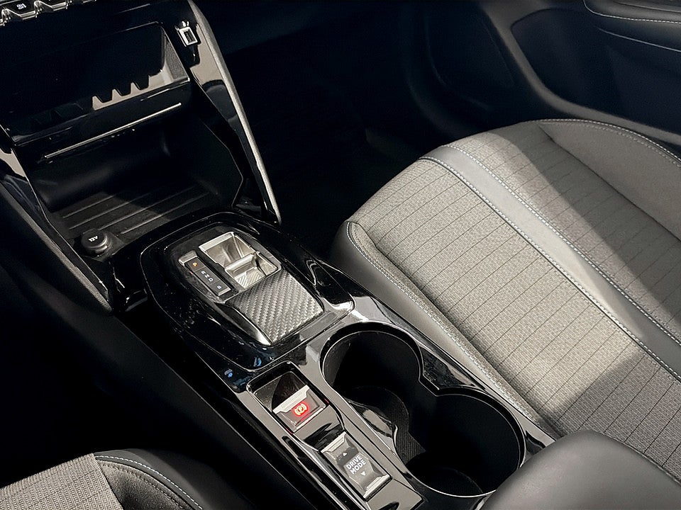 Bild på Peugeot e-208 Allure 50kWh 136hk Aut BACKKAMERA