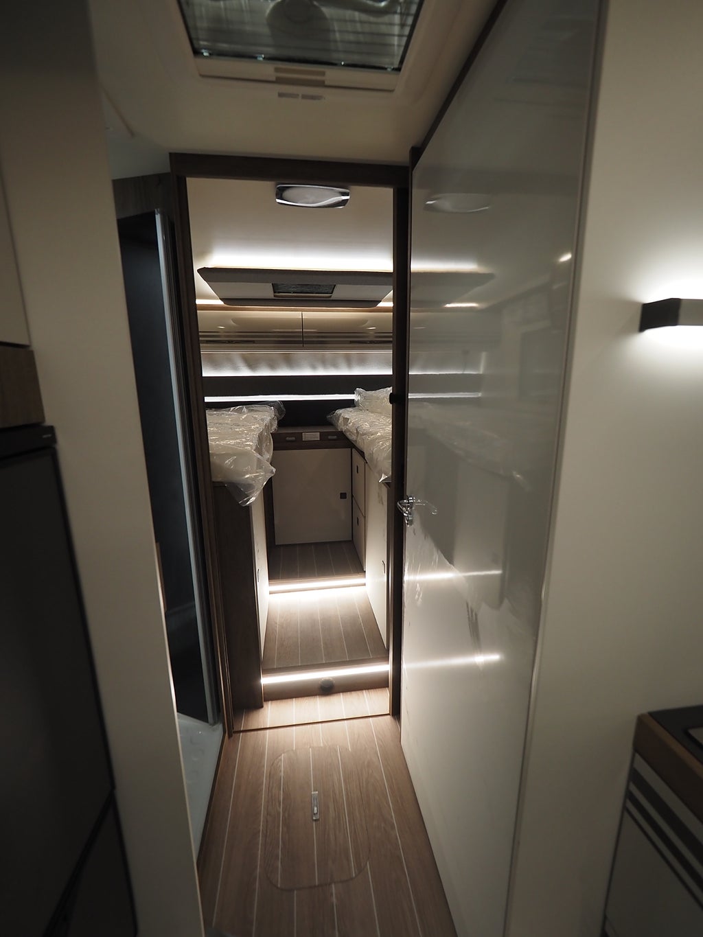 Ci Magis 87 XT Face to Face I AUT I Taksäng I Långbäddar