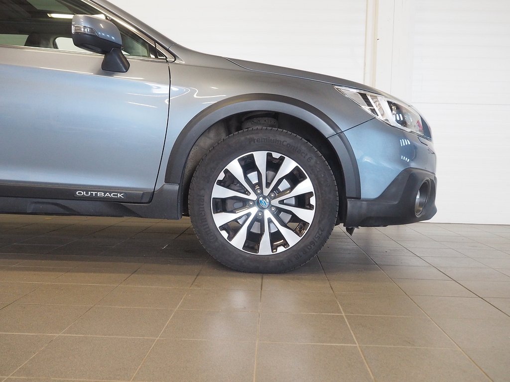 Subaru Outback 2.5 175hk 4WD Summit | Navi | Kamera | 2015