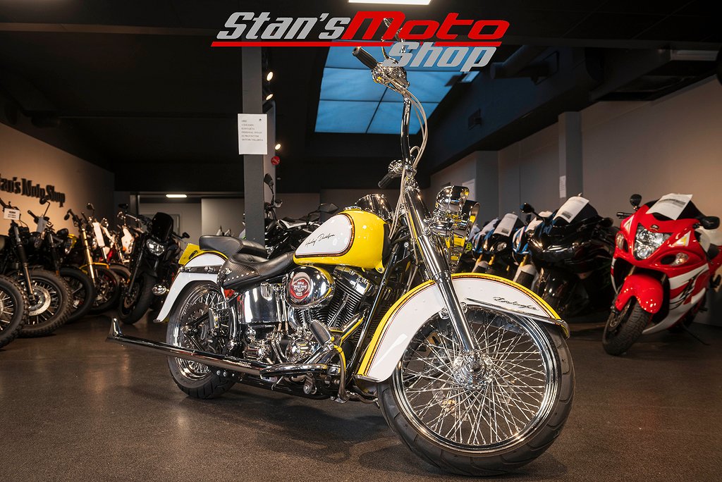 Harley-Davidson Softail Deluxe  Cholo