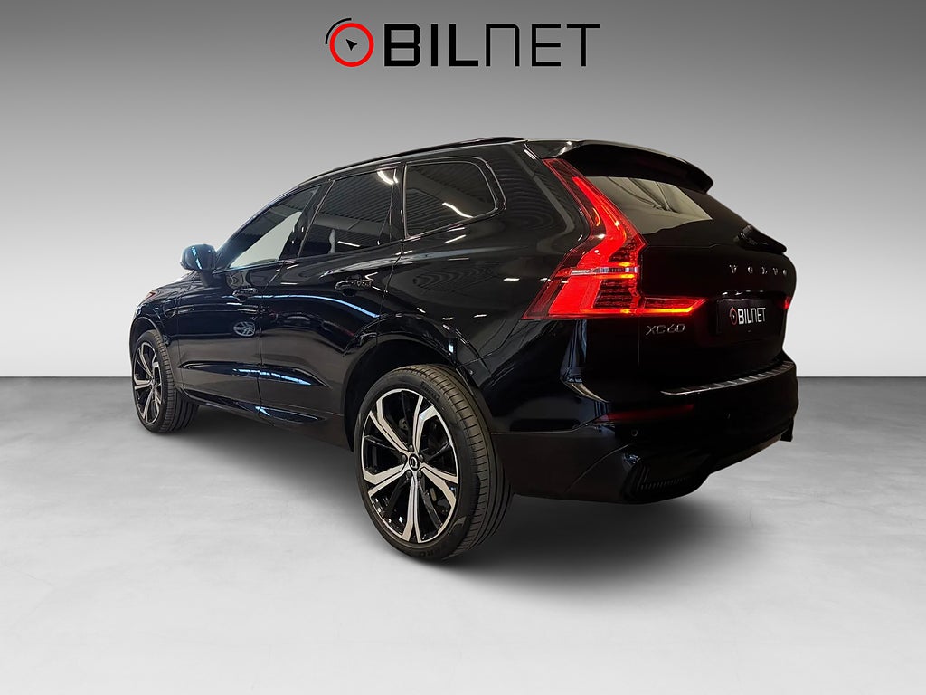 Volvo XC60 Recharge T8 AWD PRO *3,99%* R-Design B&W HUD Pano Moms