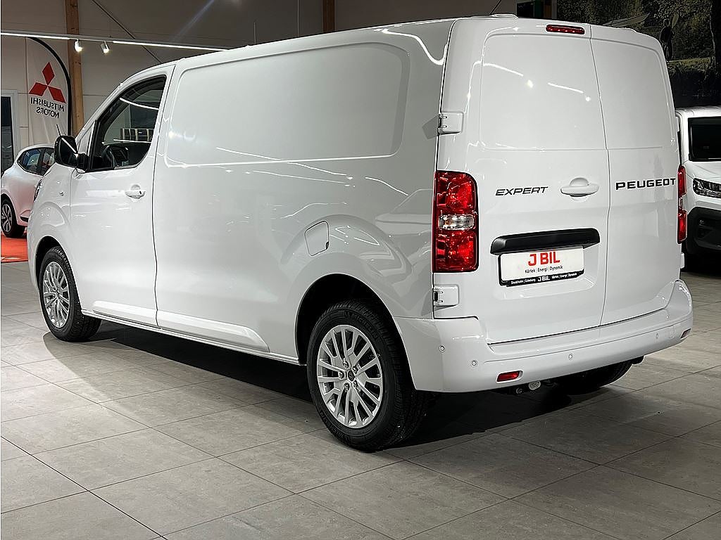 Bild på Peugeot Expert Plus BlueHDi 145hk L2