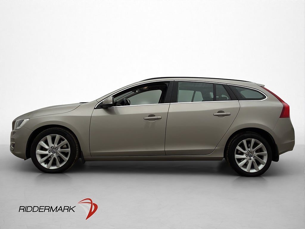Volvo V60 D4 AWD Momentum Värmare Taklucka Navi P-Sensorer