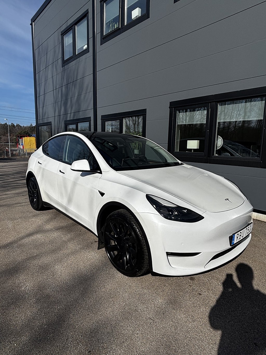 Tesla Model Y Long Range AWD