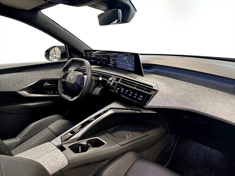 Bild på Peugeot E-3008 Edition+ - DEMO