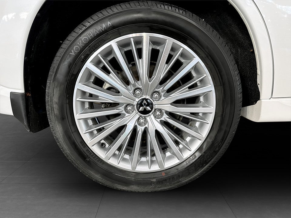 Bild på Mitsubishi Outlander Business PHEV 224hk Aut DRAG B-KAMERA