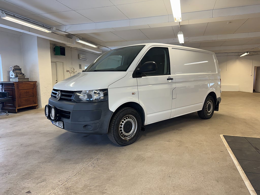 Volkswagen Transporter T30 2.0 TDI 102HK DRAG OCH VÄRMARE