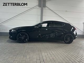 Halvkombi Mazda 3 2 av 15