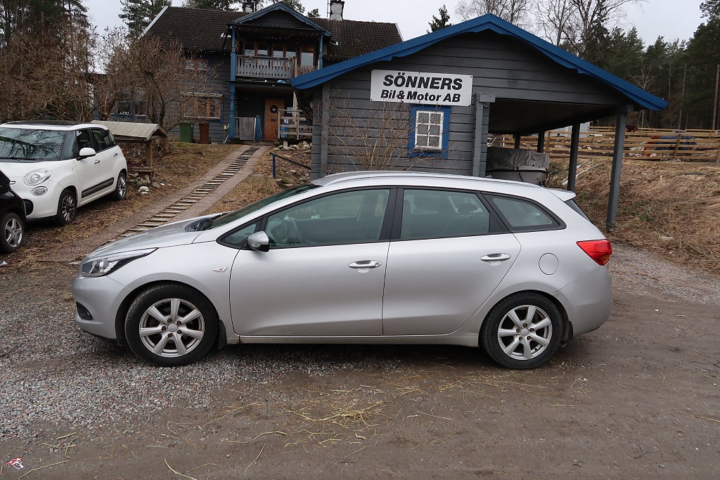 Kia Ceed cee'd_sw 1.4 CRDi EX Euro 5