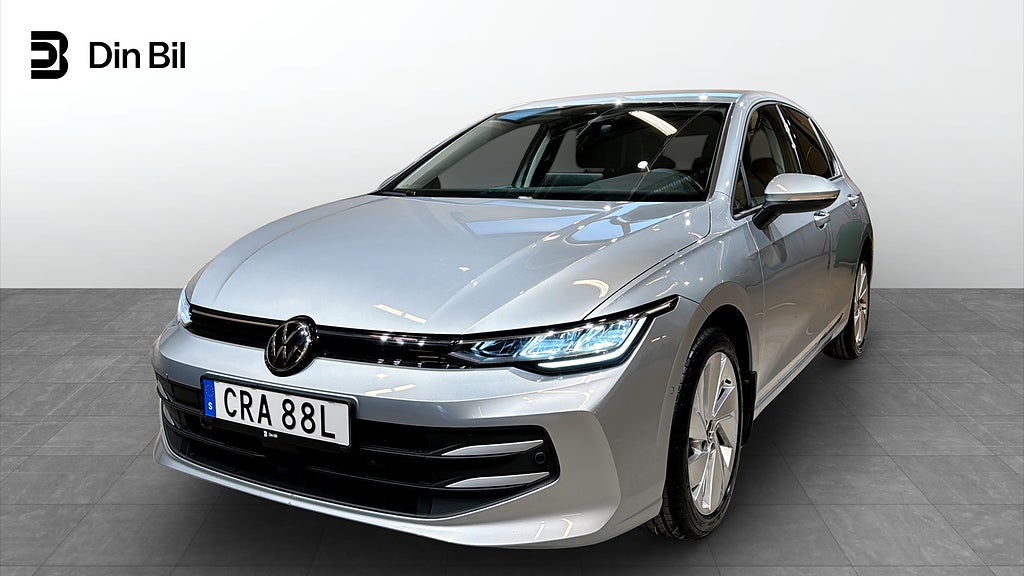 Volkswagen Golf eTSI150 DSG Life Backkamera/P-värmare