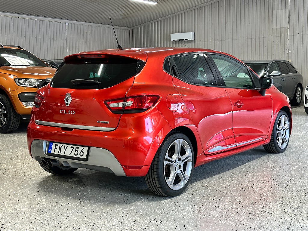 Renault Clio 1.2 TCe EDC GT SPORT Ny bess Nyservad GPS Sportstolar