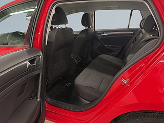 Volkswagen Golf 5-dörrar 1.6 TDI S&V-hjul/A.d Fart/Carplay/Drag/Kamera – bild 13