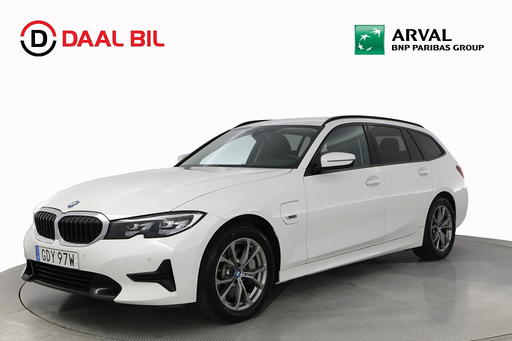 BMW 330e xDRIVE TOURING 12 kWh 292HK PRIVAT/FÖRETAGSLEASING