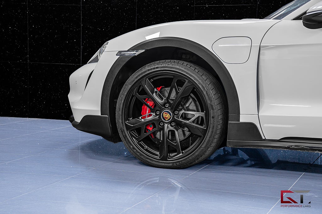 Porsche Taycan 4S Cross Turismo MOMS 21" Pano 18-vägs BOSE PassDisplay