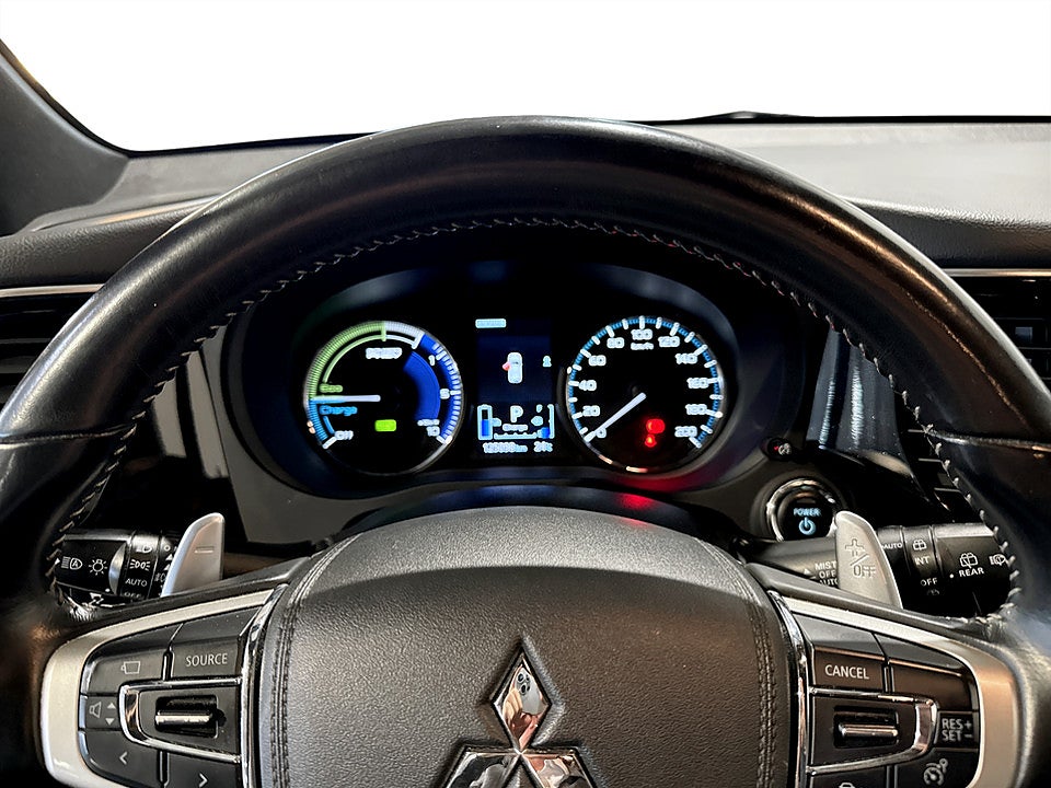 Bild på Mitsubishi Outlander Business PHEV 224hk Aut 4WD B-KAMERA DRAG ELSTOL