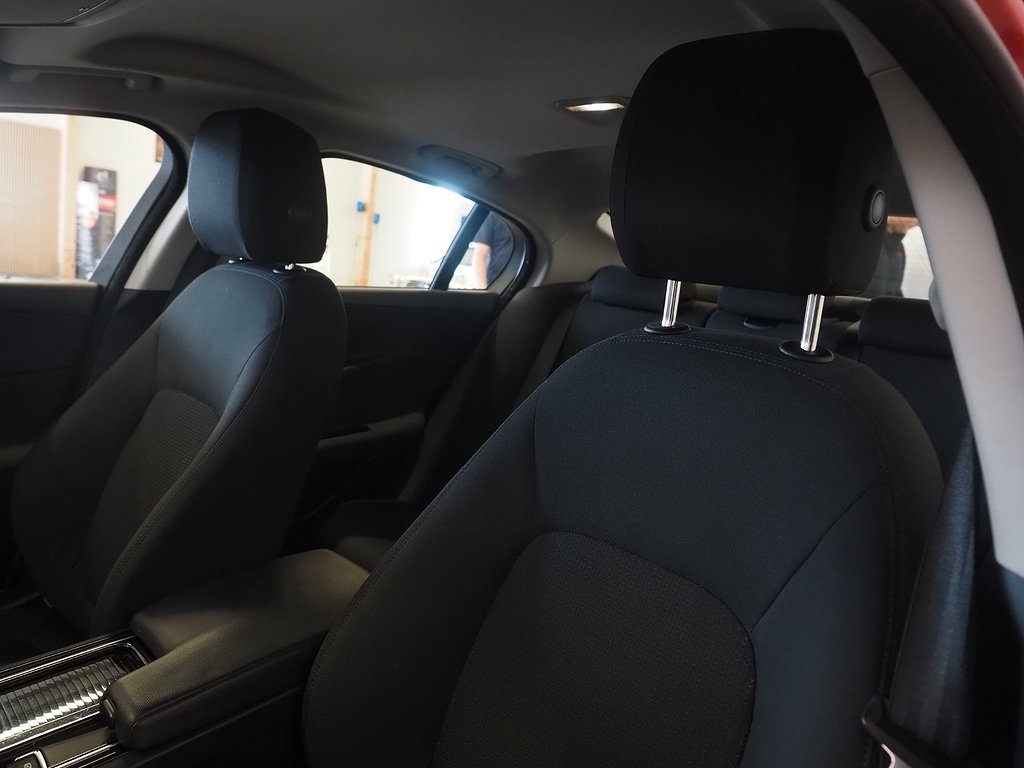 Jaguar XE 20d 180hk Automat | Dieselvärmare | 2018