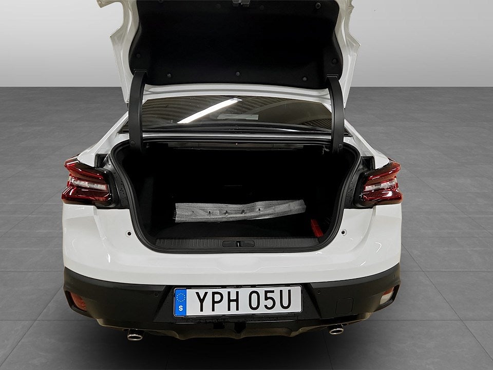 Bild på Citroën C4 X Shine Exclusive 1.2 PT 130hk Aut - GLASTAK,HIFI,360-KAMERA