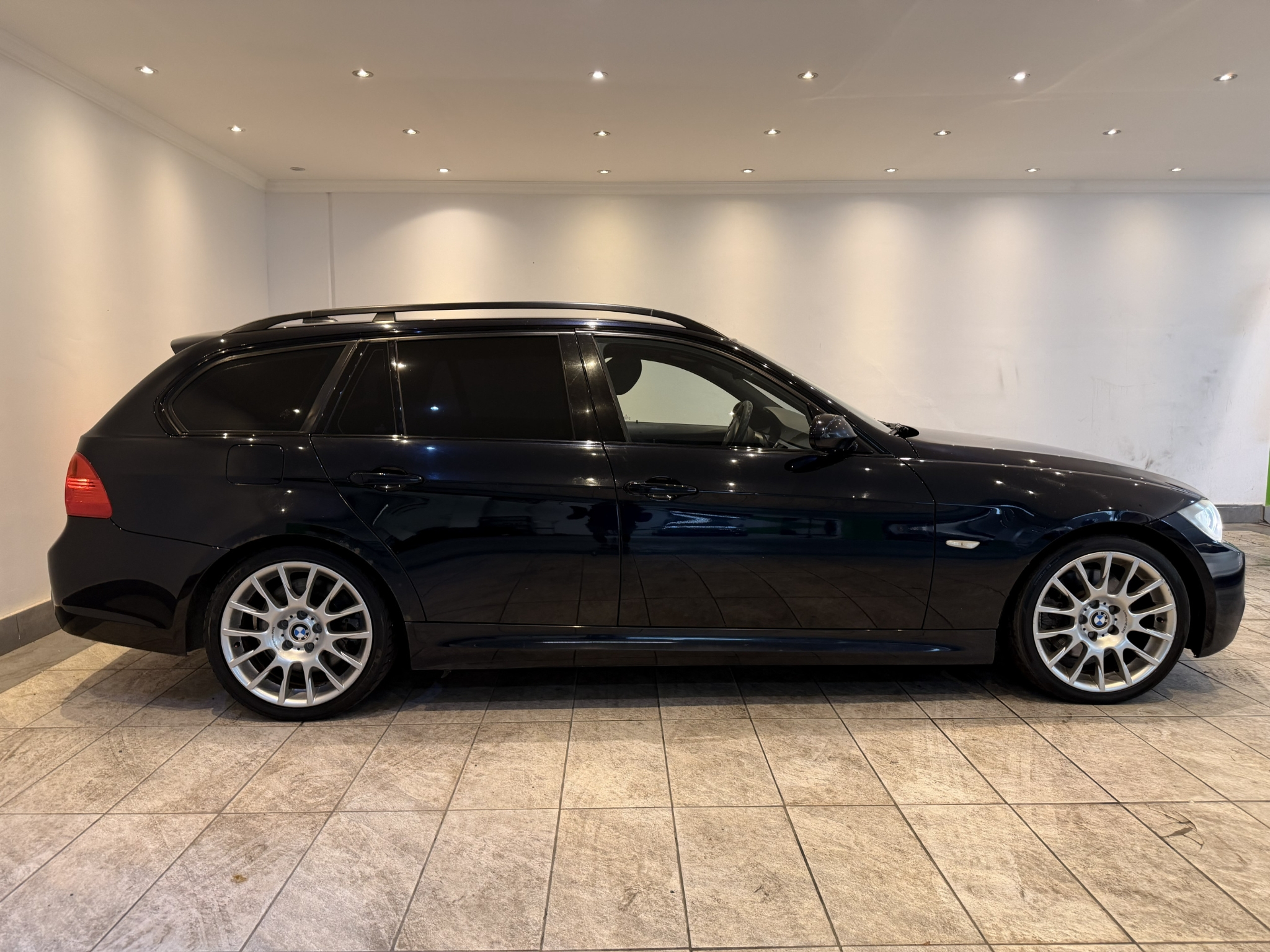 BMW 325 2008, kuva 5/43