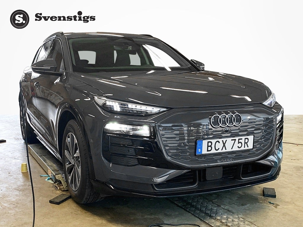 Audi Q6 e-tron SUV
