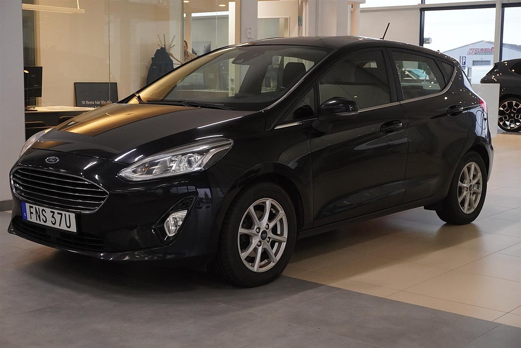 Ford Fiesta 1.0 EcoBoost Titanium Vinterpaket Adaptiv Farthållare | Ränta