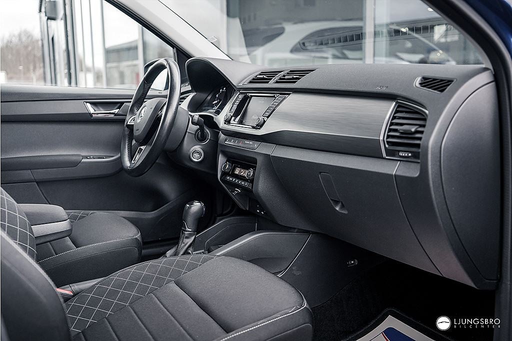 Skoda Fabia 1.2 TSI DSG 110hk / PDC / Lågmilad