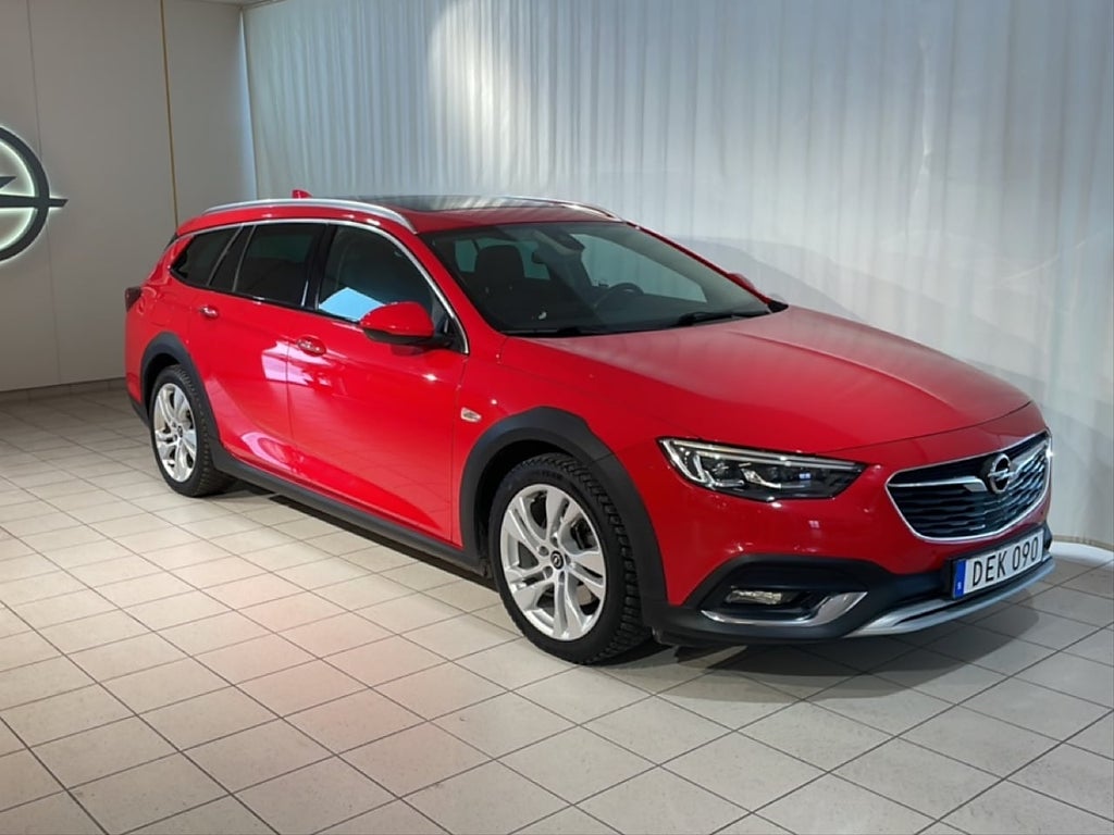 Opel Insignia Country Tourer Business Fullutrustad