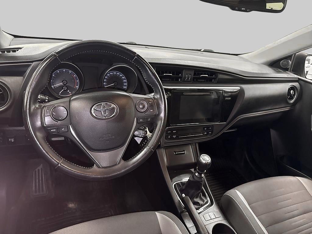 Toyota Auris 2016 - miniatyr 8