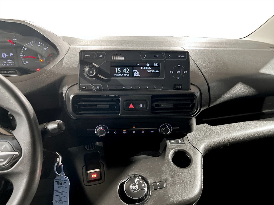 Bild på Peugeot Partner Inbusiness 1.5 BHDi 130hk Aut L1  VÄRMARE DRAG