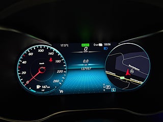 SUV Mercedes-Benz GLC 18 av 19