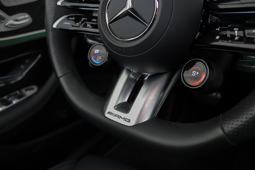 Mercedes-Benz AMG E 53 4MATIC+ Cab Premium+ Massage Burmester Airmatic